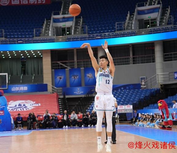 俱乐部杯-米奇砍下26+17青岛击败同曦 林崴贡献19分