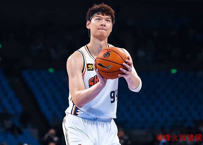 王哲林24+16率上海五人得分上双力克深圳,布莱德索贡献21+11 王哲林24+16率上海五人得分上双力克深圳,布莱德索贡献21+11